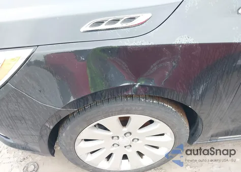 2015 Buick Lacrosse Premium I from USA, damaged, VIN 1G4GE5G30FF136269